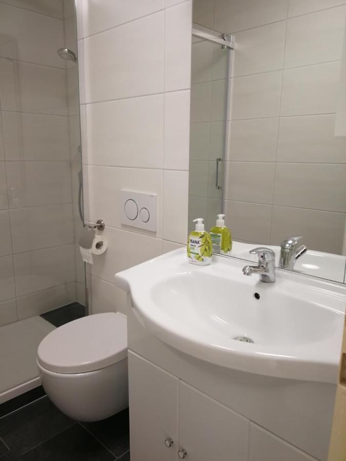Central-Apt At Lake, Citycenter 5Min, Fair 18Min!!! Nürnberg Exteriör bild